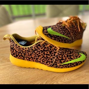 Leopard Nike Roshes 🐆✔️